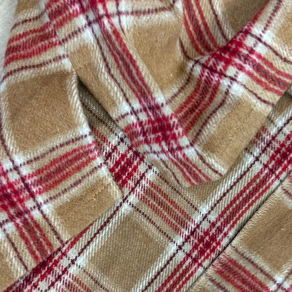 Forever 21 Plaid fleece Button-Up oversized Jacket size medium BNWT - Picture 8 of 10